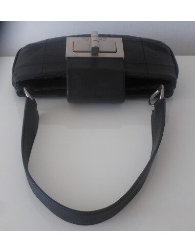 PETIT SAC CHANEL CUIR NOIR